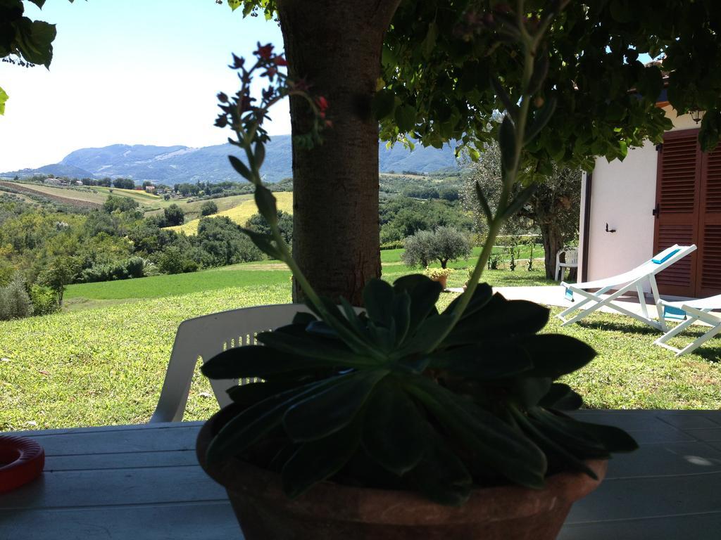 Villa Masseria Spadone Civitella Casanova Exterior foto